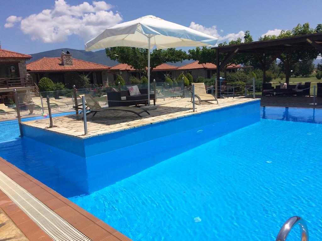 Ktima Kletsa Aparthotel Graviá Exteriör bild